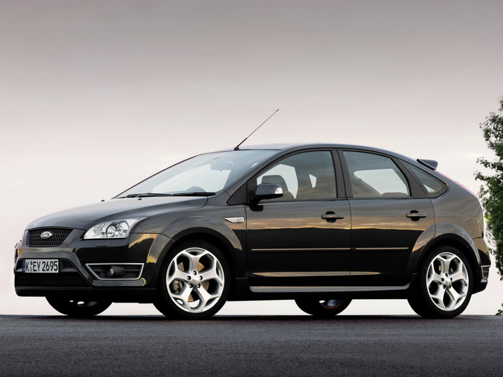 Коврики текстильные "Стандарт" для Ford Focus ST II (хэтчбек 5 дв / CB4) 2005 - 2009, черные, 5шт.